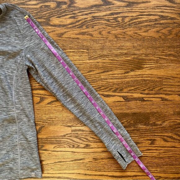 Title none grace long sleeve tee in gray medium performance shirt - Picture 7 of 9